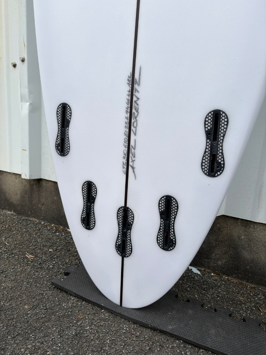 Endless Summer - 6'10 x 21.25 x 2.94 - 46.4L - 5 Fins FCS-2 Black
