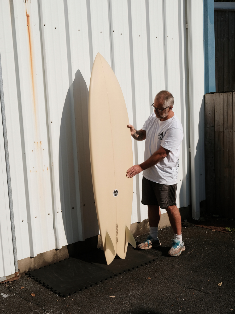 Special Edition: Handshaped Long Fish x True Ames glass-on Fins